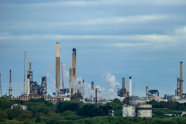 refinery, oil refinery, oil, industry, mineral oil, refinery, refinery, refinery, refinery, oil refinery, oil refinery, oil refinery, oil refinery, oil refinery. Corporate ethics responsibility in Houston energy: safety to climate